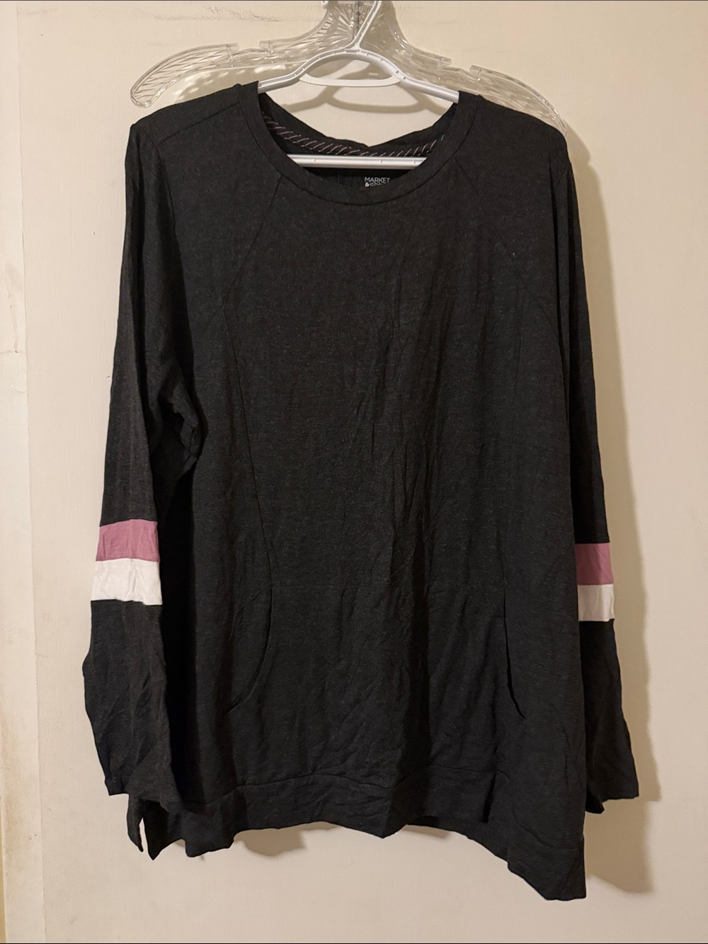 Market & Spruce Black Long-Sleeve Tunic with Pink and White Sleeve Stripes